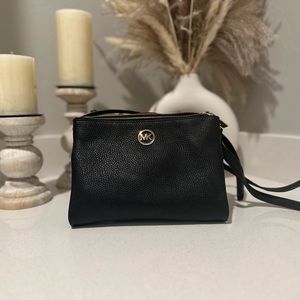 Micheal Kors Black Cross Body bag